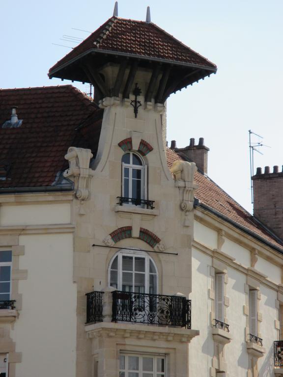 Hotel Montchapet Dijon Centre Bagian luar foto